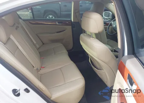 2013 Hyundai Genesis 3.8 z USA, uszkodzony, nr VIN KMHGC4DDXDU214322